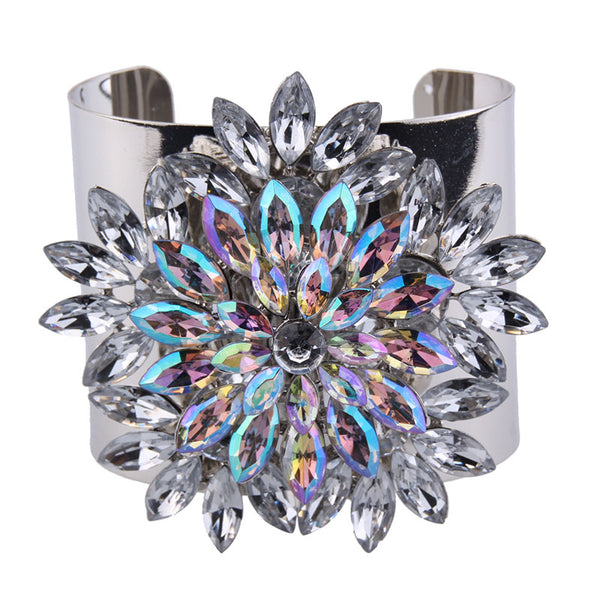 Fashion Flowers Charm Cuff Bracelet