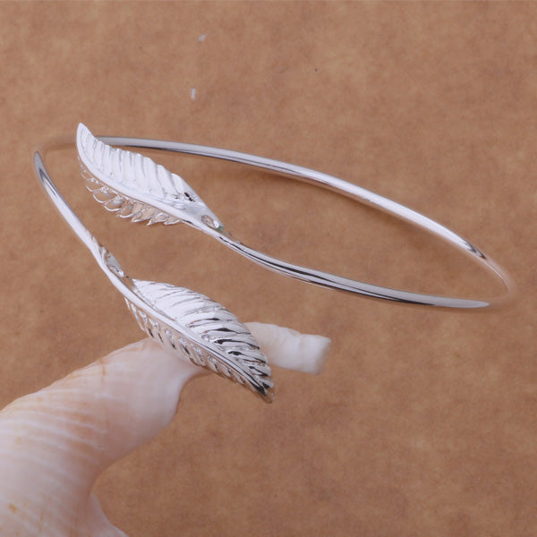 Angel's Wings Alloy Bangle