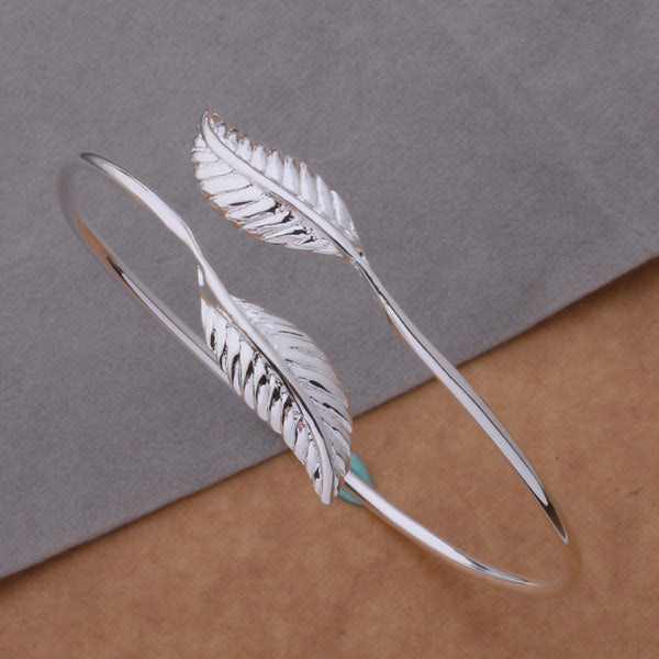 Angel's Wings Alloy Bangle