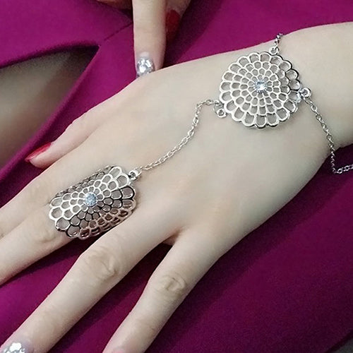 Fashion Hollow Out Flower Chain Bracelet