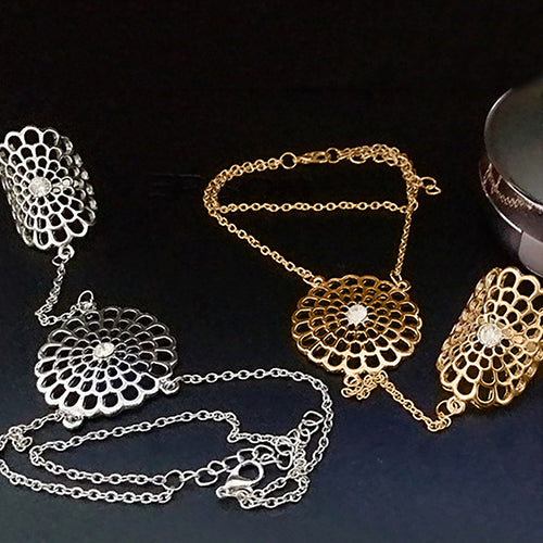 Fashion Hollow Out Flower Chain Bracelet